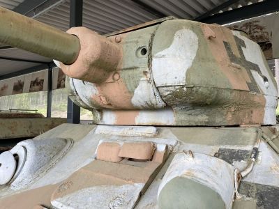 T34/85 in Finnish Colours
