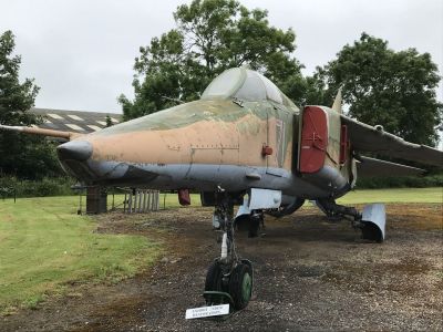 MiG 27
