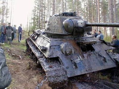 T34/76A recovered from an Estonian lake
T34/76A in German markings recovered (alledgedly in working order) from an Estonnian lake. Follow [url=http://www.englishrussia.com/?p=299]this link[/url] for the full story 
Keywords:  Russian German